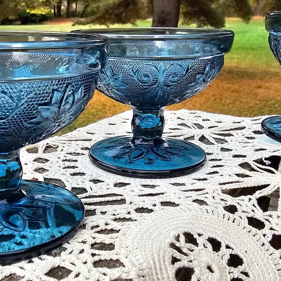 Bicentennial Colonial Blue glass sherbet dishes Tiara Indiana Glass 1970s set 4 - Picture 2 of 13